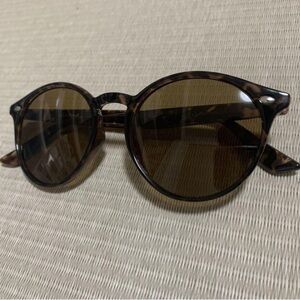 Round Tortoise Shell Sunglasses
